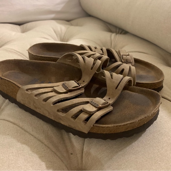 Size 38 Birkenstock sandals. - Picture 3 of 3